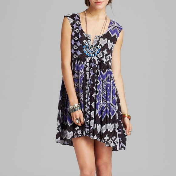 Free People Dresses & Skirts - Free People Purple Aztec Sleeveless Flowy Dress